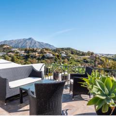 LUXURY 3 BEDROOM HOUSE AT LA QUINTA GOLF COURSE OCEAN and MOUNTAIN VIEW