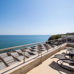 Penthouse at White Cliffs