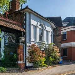 Castle Properties: The Duchess, 3 Bed Family cottage