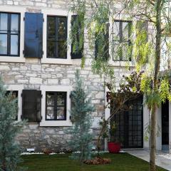 Urla Taş Konak Otel
