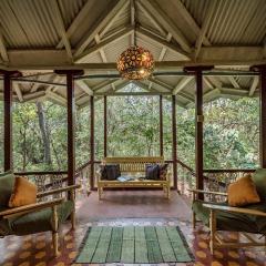 SaffronStays Parsi Manor - 4-BR heritage villa near Charlotte Lake serving authentic Parsi meals