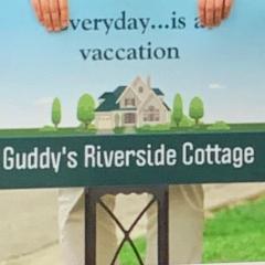 Guddy’s Riverside Cottage