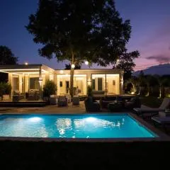 T Villa