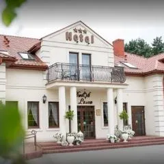 Dworek za Lasem