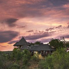 Makumu Private Game Lodge