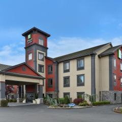 Holiday Inn Express Vancouver North, an IHG Hotel