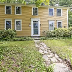 Historic Huntington Home - Walk to Westfield River