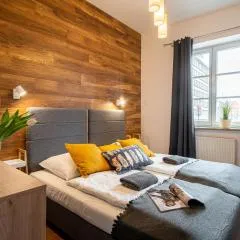 Solny Square Aparthotel
