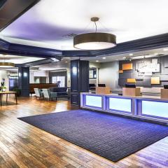 ホリデイ イン エクスプレス ナッシュビル ダウンタウン カンファレンス センター（Holiday Inn Express Nashville-Downtown Conference Center, an IHG Hotel）