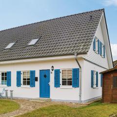 Awesome Home In Hohenkirchen With 2 Bedrooms And Wifi