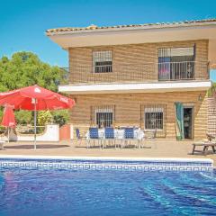 Awesome Home In Almodvar Del Ro With 5 Bedrooms, Wifi And Outdoor Swimming Pool