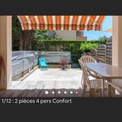 appartement a six fours/le brusc