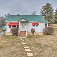 Quaint and Scenic Country Cottage, 3 Mi to New River