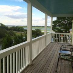 115 Harbour Key Drive