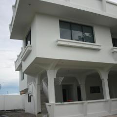 Yaya's House