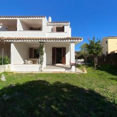 Appartamento Residenziale Trilocale 4 posti letto via Loiri