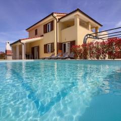 Complex of 2 villas Banjole-Olivia with 2 private pools for up to 20 persons only 200m from the beach - WiiBuk
