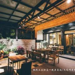 Mambo Boutique Hotel