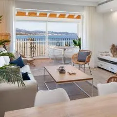 Frontline Beach & Sea Views - 2 Bedrooms - 2 Bathrooms - Puerto Banús Apartment
