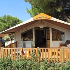 Drago Tours LODGE TENT, Valkanela