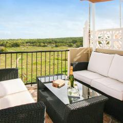 Stunning Apartment In Torrevieja