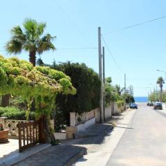 Villa Aida con piscina zona Gallipoli fino a 15 posti letto 50m dal mare