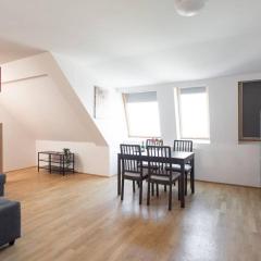 Skyline Penthouse l LF44