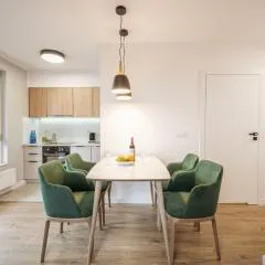 Marina Apartments ZOO