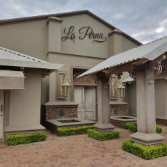 La-Perna Guesthouse and Venue