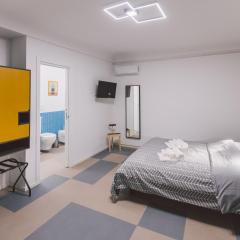 Double bedroom apartment across Ortigia