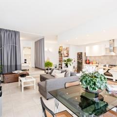 Luminoso Nuovalucello Apart- Giardino e Parcheggio privato