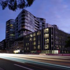 City Edge South Melbourne Apartment Hotel