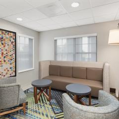 Holiday Inn Express Hotel & Suites Byron by IHG