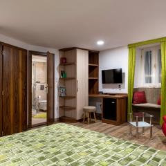 Moon Stone Residence Pag