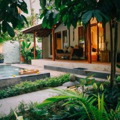 Private Villa with nature atmosphere by Pondok Dino