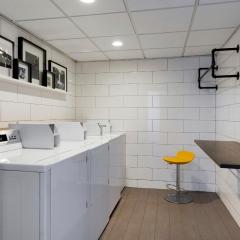 Holiday Inn - Bloomington W MSP Airport Area by IHG