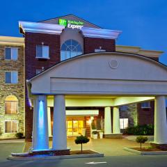Holiday Inn Express Hotel & Suites Lexington-Downtown University by IHG
