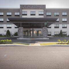 Holiday Inn Express & Suites - Boston South - Randolph, an IHG Hotel