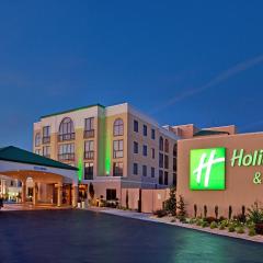 Holiday Inn Hotel & Suites Springfield, an IHG Hotel