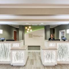 Holiday Inn & Suites Lake City by IHG