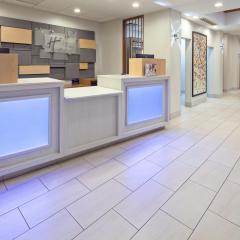 Holiday Inn Express & Suites Clovis Fresno Area by IHG