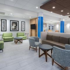 Holiday Inn Express & Suites Bryan - College Station by IHG