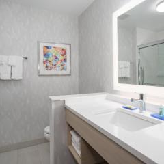 Holiday Inn Express & Suites - Denver NE - Brighton by IHG