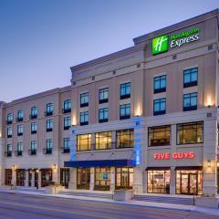 Holiday Inn Express & Suites - Kansas City KU Medical Center, an IHG Hotel