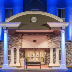 Holiday Inn Express & Suites Philadelphia - Mt Laurel by IHG