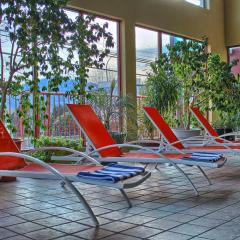 Holiday Inn Hotel & Suites Osoyoos by IHG