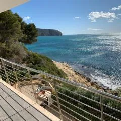Moraira Sea front, first line, Air Conditioning, heating, First floor, 2 habs 4beds