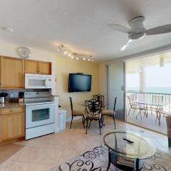 Incredible Views from this Renovated Beachfront Getaway @ the Apollo