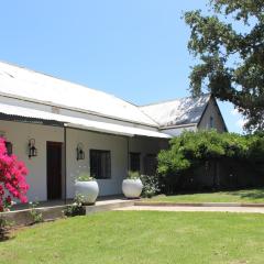 Rooikraal Farm Guesthouse and dam