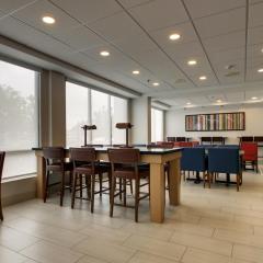 Holiday Inn Express Voorhees/ Mt. Laurel by IHG